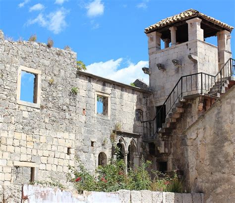 Marco Polo House .